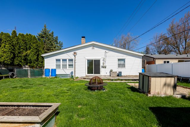 350 Hollywood Drive, Saline, MI 48176