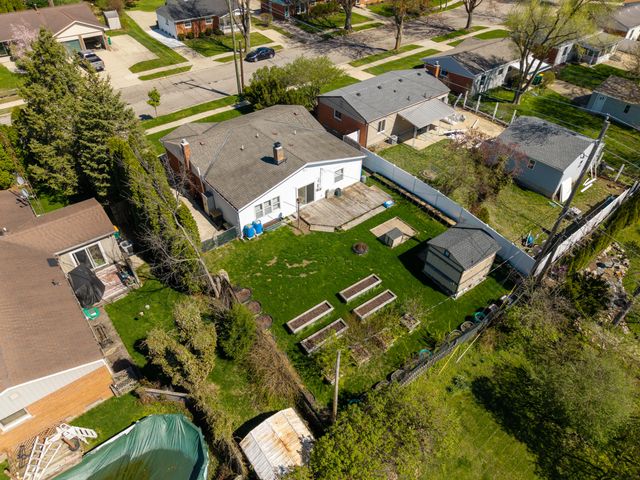 350 Hollywood Drive, Saline, MI 48176