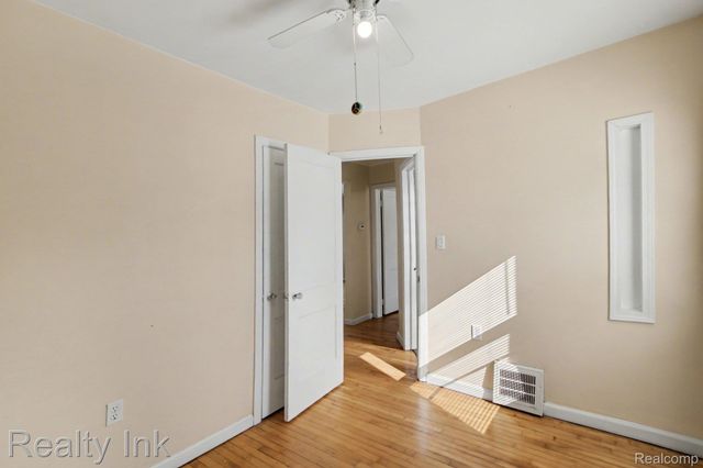 4845 Hatchery Road, Waterford Charter Township, MI 48329