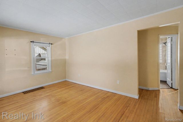 4845 Hatchery Road, Waterford Charter Township, MI 48329