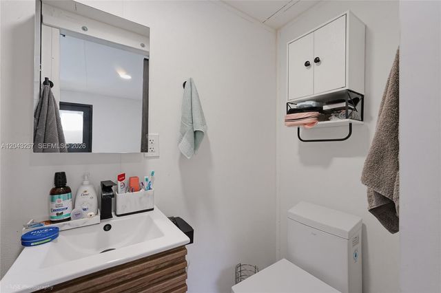 2450 NE 209th Ter, Miami, FL 33180