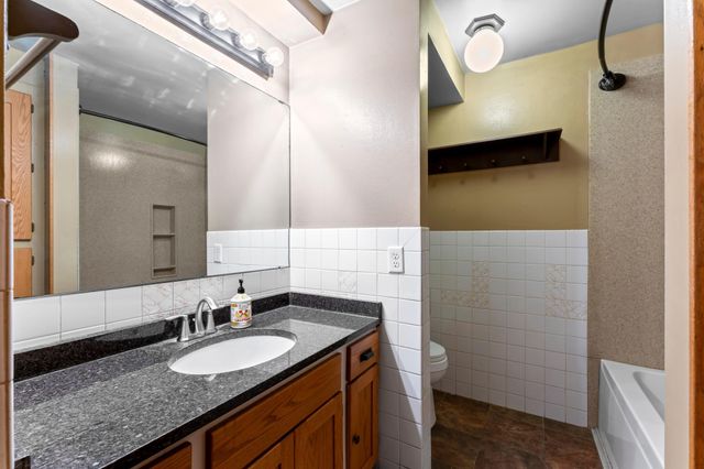 5569 Hwy 14, Rochester, MN 55904