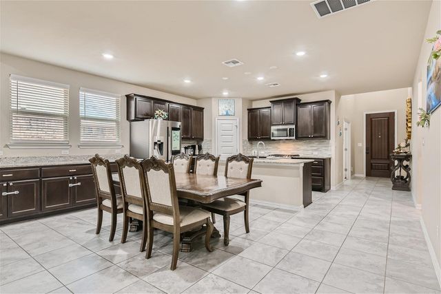 2417 Roaring River TRL, Leander, TX 78641