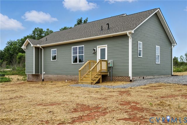 5782 Darlington Heights Rd, Farmville, VA 23901