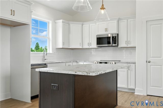 5782 Darlington Heights Rd, Farmville, VA 23901