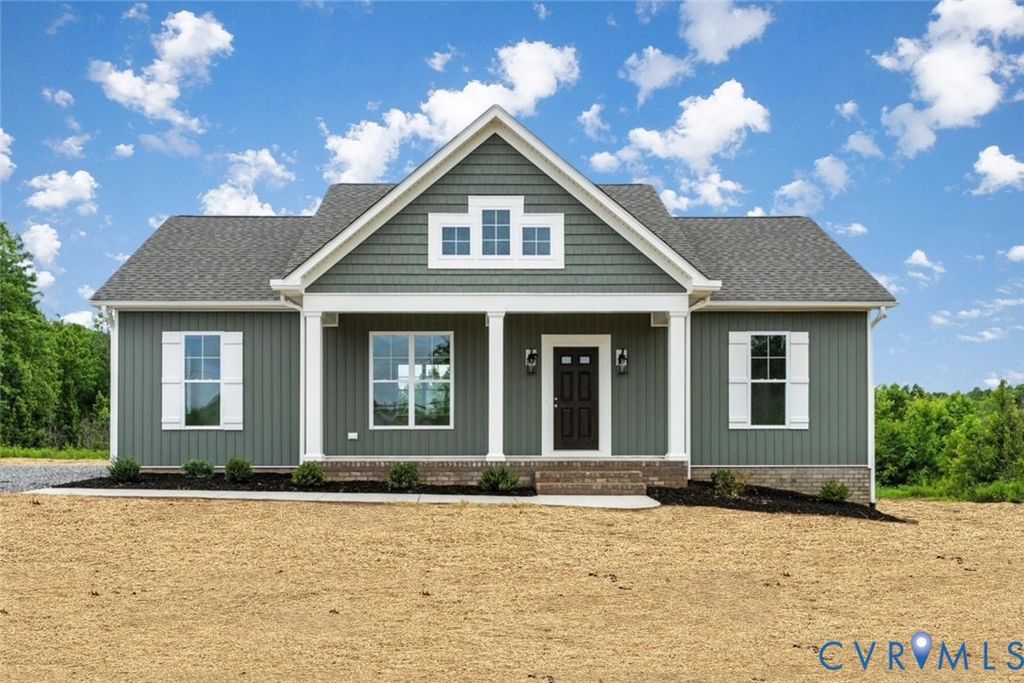 5782 Darlington Heights Rd, Farmville, VA 23901
