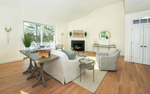 21 Clubview Dr 21, Andover, MA 01810