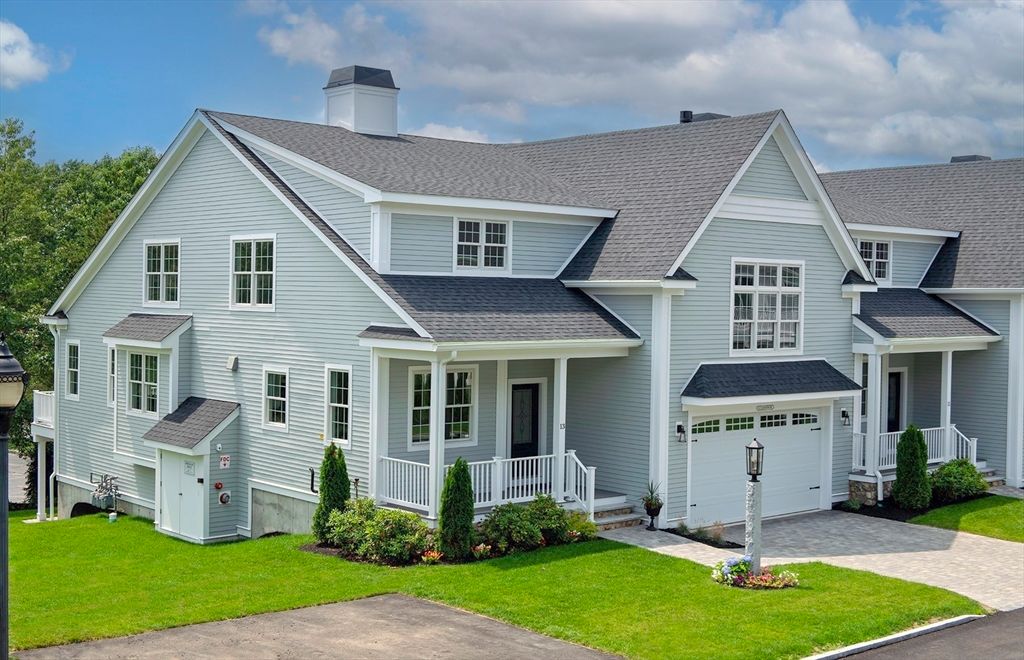 21 Clubview Dr 21, Andover, MA 01810