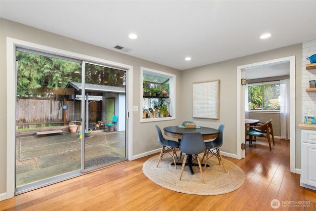 8924 NE 191st Place, Bothell, WA 98011