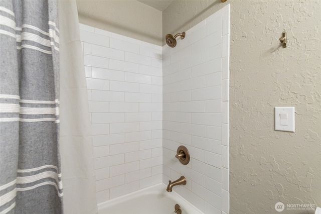 8924 NE 191st Place, Bothell, WA 98011