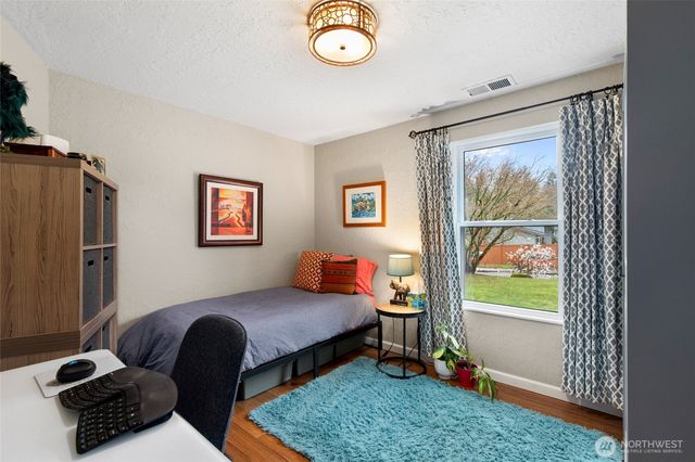 8924 NE 191st Place, Bothell, WA 98011