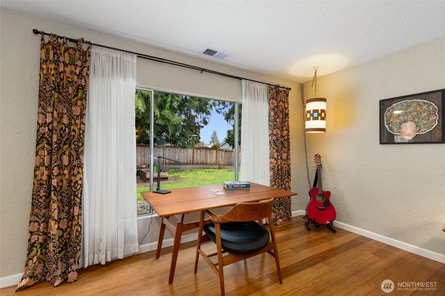 8924 NE 191st Place, Bothell, WA 98011