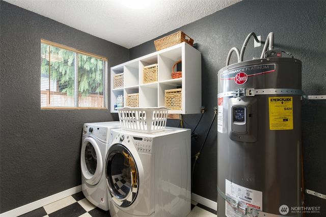 8924 NE 191st Place, Bothell, WA 98011