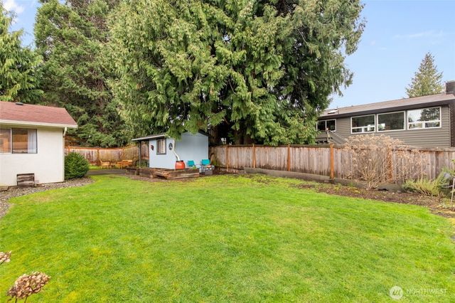 8924 NE 191st Place, Bothell, WA 98011