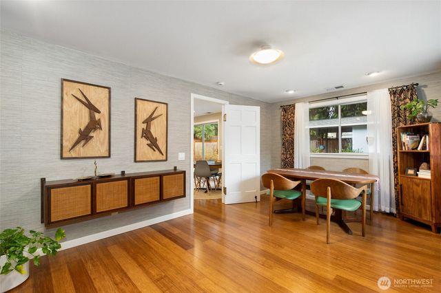 8924 NE 191st Place, Bothell, WA 98011