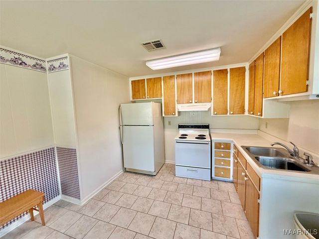 117 Pine Forest Drive, Selma, AL 36701