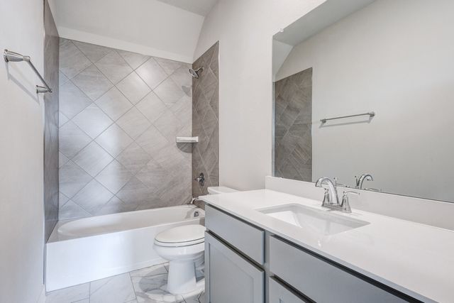 2912 Weslyan Oak Street, Bedford, TX 76021