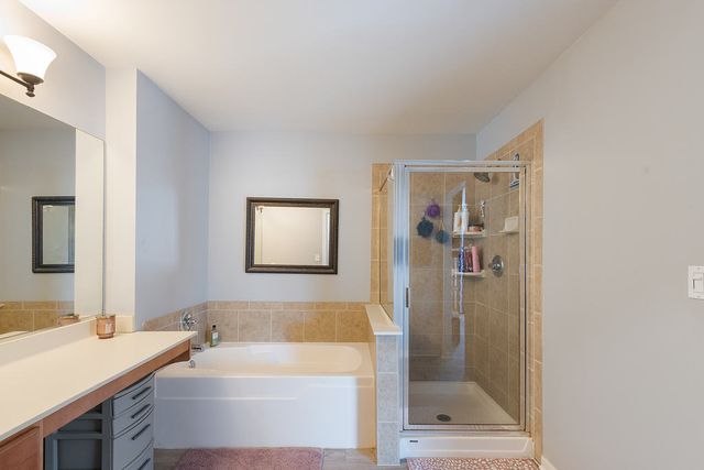 8512 Foxborough Way, Joliet, IL 60431