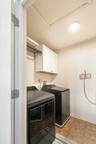 8512 Foxborough Way, Joliet, IL 60431