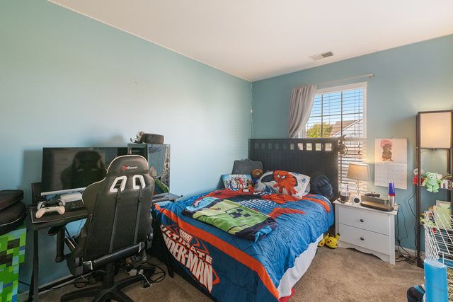 8512 Foxborough Way, Joliet, IL 60431