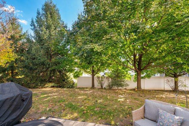 8512 Foxborough Way, Joliet, IL 60431