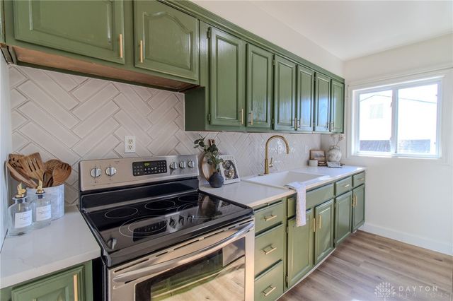 345 Murchison Lane, Riverside, OH 45431