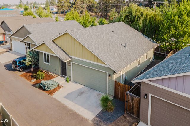 640 SE Reed Market Road, Bend, OR 97702
