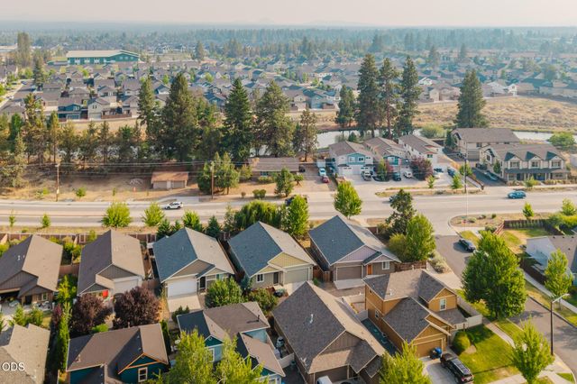 640 SE Reed Market Road, Bend, OR 97702