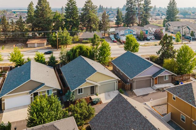 640 SE Reed Market Road, Bend, OR 97702