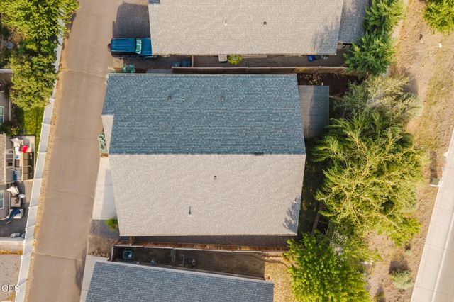 640 SE Reed Market Road, Bend, OR 97702