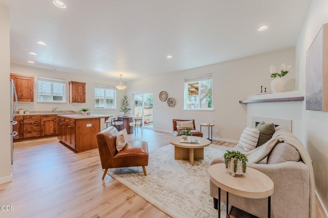 640 SE Reed Market Road, Bend, OR 97702