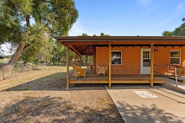 905 Damson St, Pueblo, CO 81001