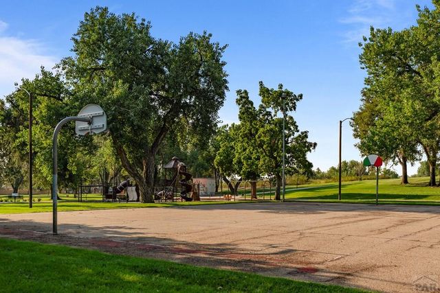 905 Damson St, Pueblo, CO 81001