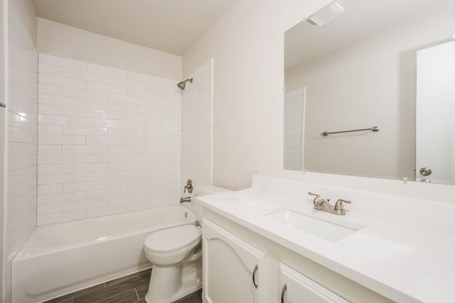 617 Faye Street, Desoto, TX 75115