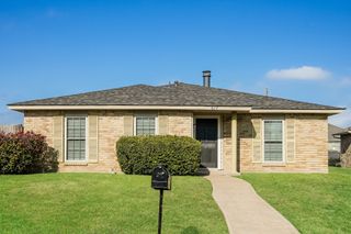 617 Faye Street, Desoto, TX 75115