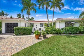 1600 Curlew AVE, Naples, FL 34102
