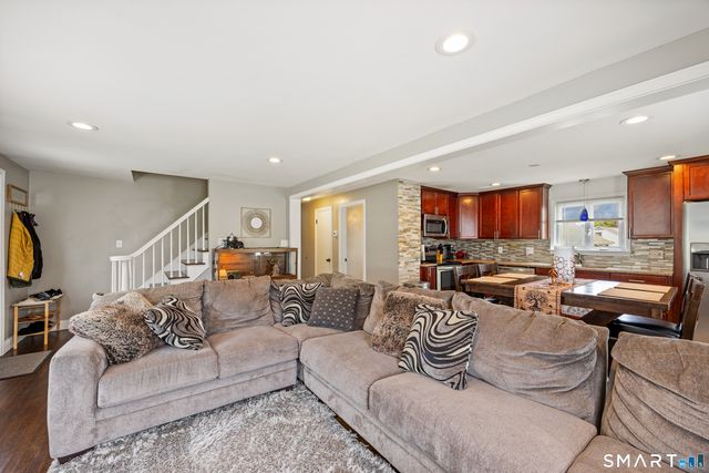 38 Linwood Street, Bristol, CT 06010