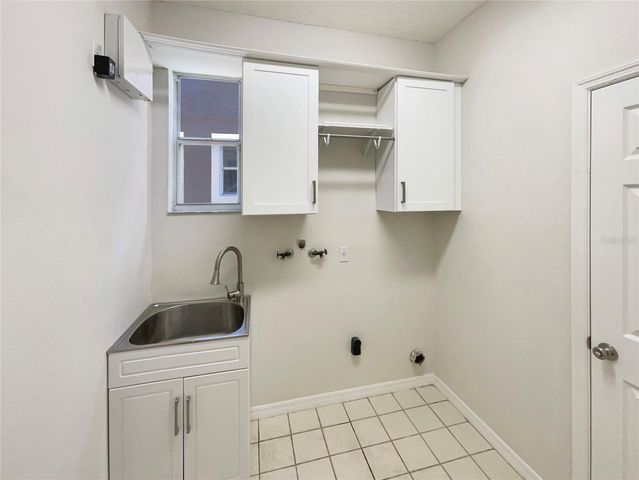 3834 REGENTS WAY, Oviedo, FL 32765