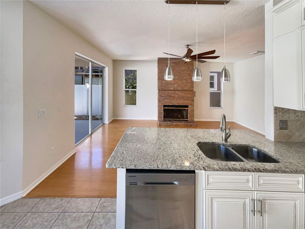 Image 13 of property listing at 3834 REGENTS WAY, Oviedo, FL 32765