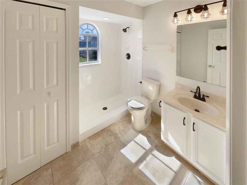 Image 30 of property listing at 3834 REGENTS WAY, Oviedo, FL 32765