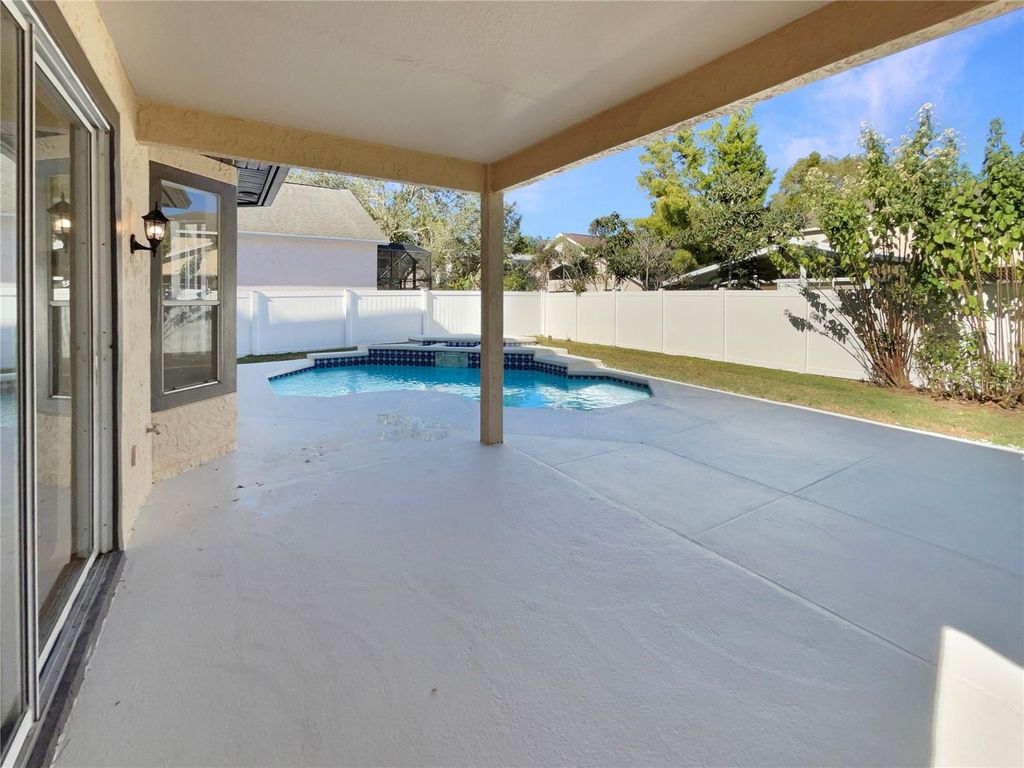 Image 32 of property listing at 3834 REGENTS WAY, Oviedo, FL 32765