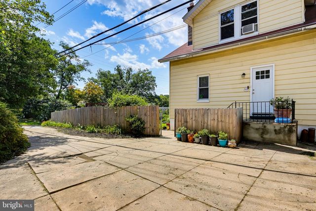 3030 IONA TER, Baltimore, MD 21214