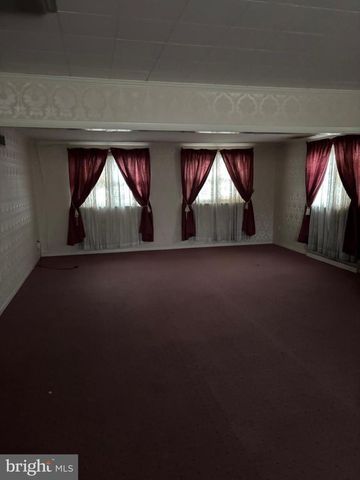 869 BEVERLY RD, Burlington, NJ 08016