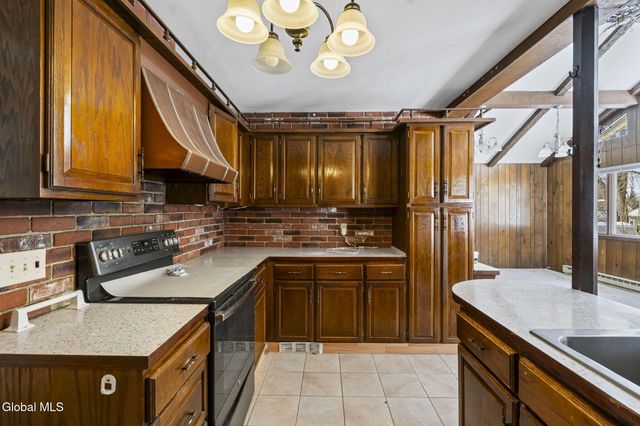 173 Marshall Avenue, Schenectady, NY 12304