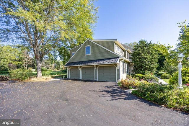 21 LEXINGTON MNR, Glenmoore, PA 19343