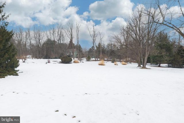 21 LEXINGTON MNR, Glenmoore, PA 19343