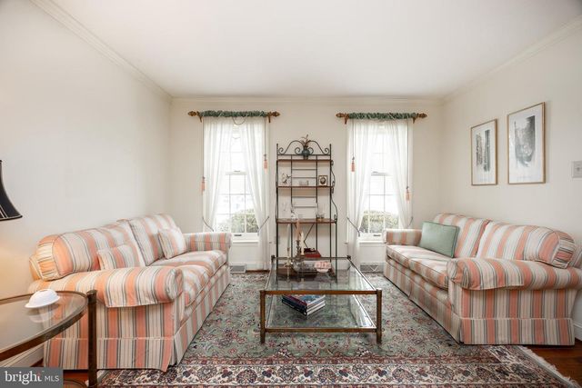 21 LEXINGTON MNR, Glenmoore, PA 19343