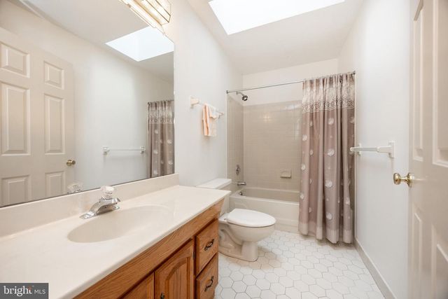 21 LEXINGTON MNR, Glenmoore, PA 19343