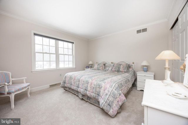 21 LEXINGTON MNR, Glenmoore, PA 19343