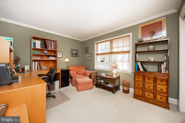 21 LEXINGTON MNR, Glenmoore, PA 19343